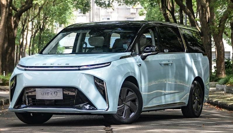 Saingi Toyota Alphard, MPV Listrik China Maxus Mifa 9 Dipastikan Meluncur di GIIAS 2023