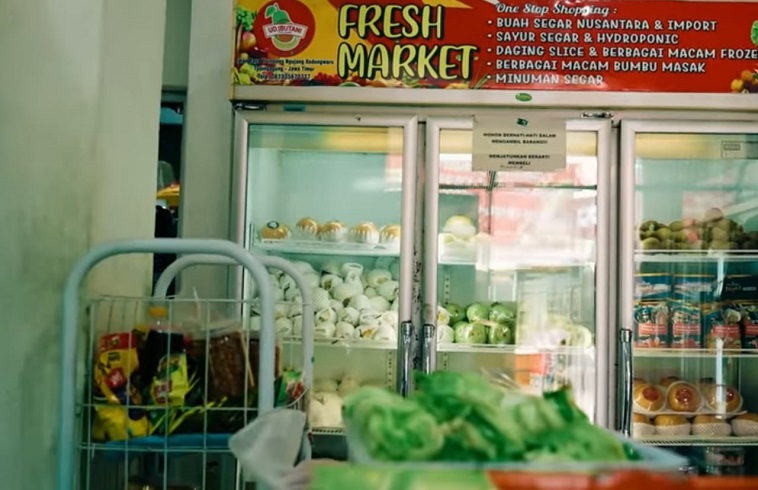 Berawal dari Keinginan Kuliah S2, Ibu Rumah Tangga Ini Sukses Jualan Buah dan Sayur