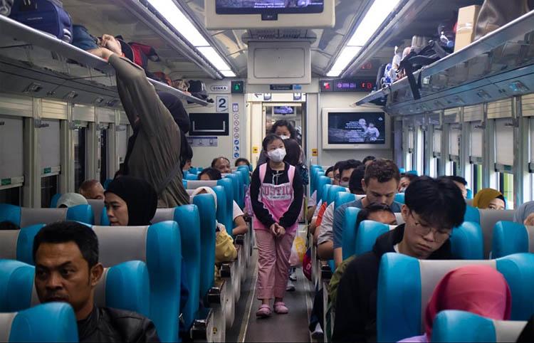 Peringati HUT ke-78 RI, KAI Daop 8 Surabaya Jual Tiket Eksekutif Hanya Rp78.000