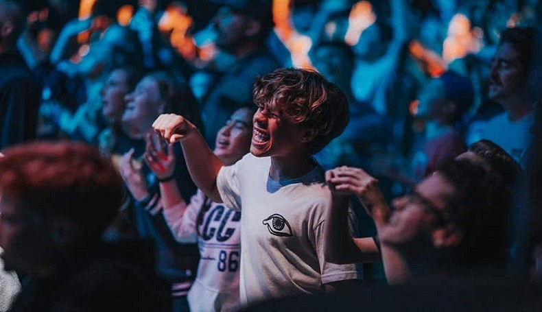 Menyeramkan Paru-Paru Pria Berusia 19 Tahun Pecah saat Nonton Konser, Kenapa? 