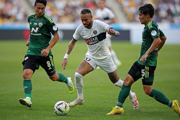 PSG Menang 3-0 Lawan Jeounbuk, Neymar Perlihatkan Magisnya