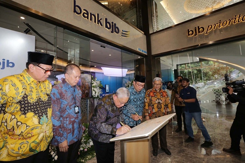 Resmikan Kantor Bank BJB di Tower T Jakarta, Ridwan Kamil: Etalase Jawa Barat 