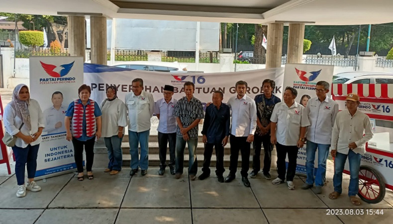 Bacaleg Perindo Wahyu: Pemberian Gerobak UMKM Berkelanjutan