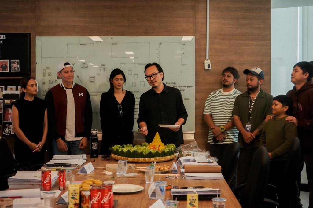 Vision+ Bakal Hadirkan Original Series Twisted 3, Pemain dan Kru Gelar Acara Syukuran