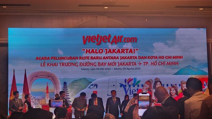 Vietnam Buka Rute Penerbangan Langsung dari Ho Chi Minh ke Jakarta, Kadin: Dorong Investasi 