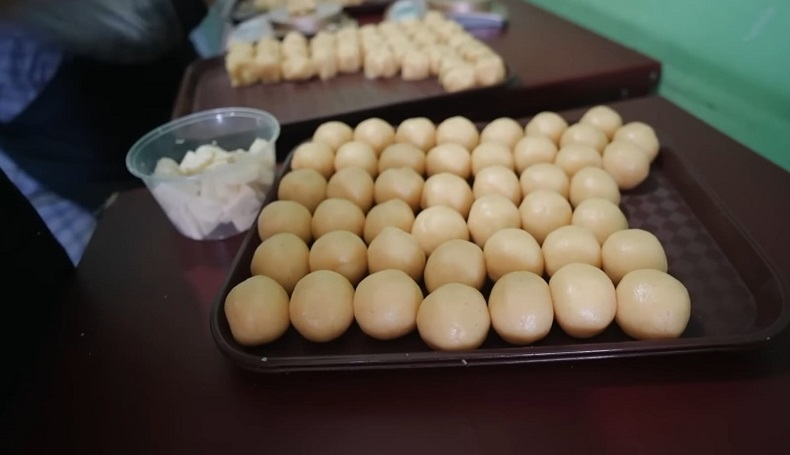 Pengusaha Ini Sukses Bikin Olahan Singkong, Salurkan Produk Camilan ke Hotel dan Kafe