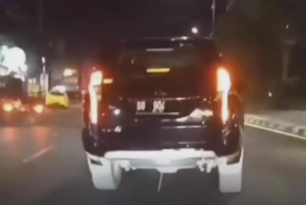 Viral Pajero Anak Pejabat Ugal-ugalan hingga Tabrak Pemotor, Begini Kronologinya