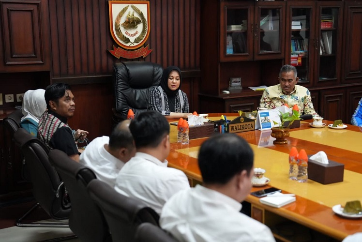 Pemko Makassar Paparkan Sistem Perpajakan Pakinta di Hadapan Wali Kota Tarakan