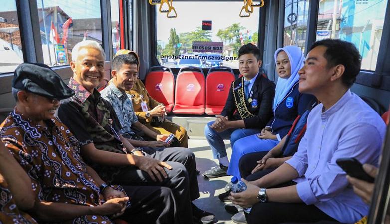 Ganjar Pranowo Luncurkan Trans Jateng Rute Solo-Sukoharjo-Wonogiri, Gratis Seminggu 