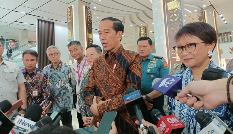 Jokowi Sebut Konflik Myanmar Semakin Kompleks: Bisa Selesai Kalau Mau Duduk Bersama 