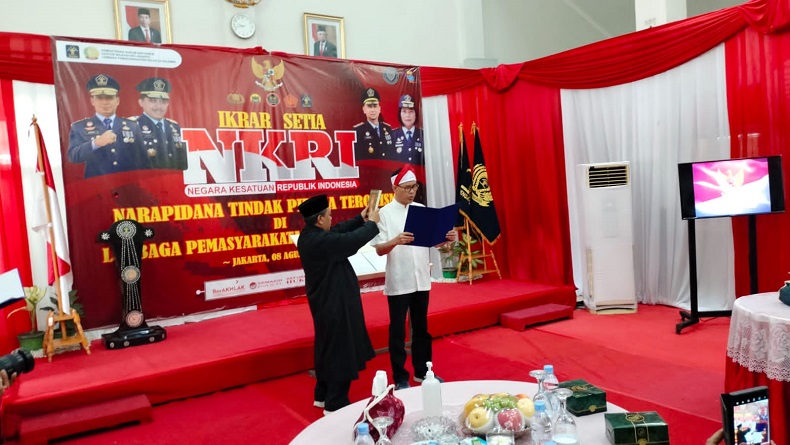 Munarman Ikrar Setia NKRI di Lapas Salemba