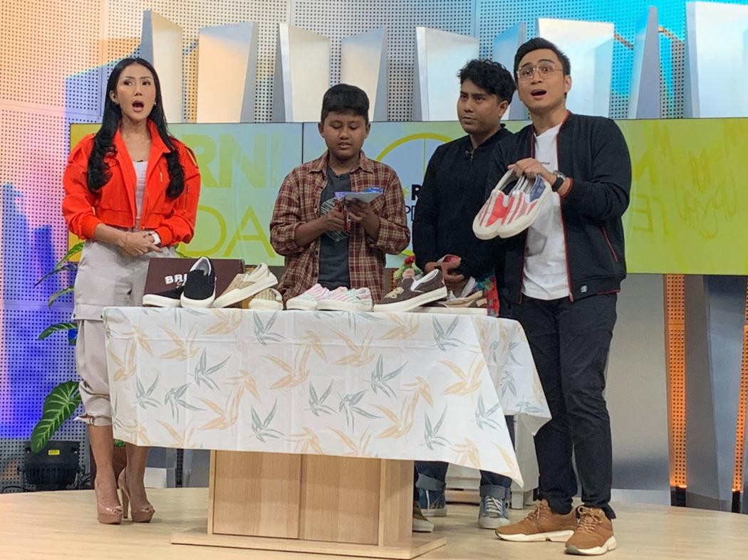 Buat Sepatu dari Bahan Limbah, Eren dan Rivan Pasarkan Produk hingga Luar Negeri