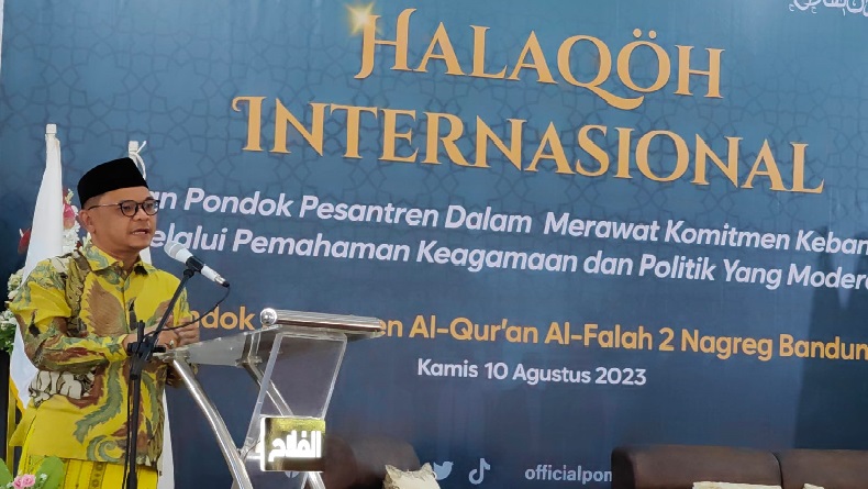 Halaqah Internasional di Ponpes Al-Falah Bandung, Kang Ace Ajak Santri Rawat dan Jaga NKRI