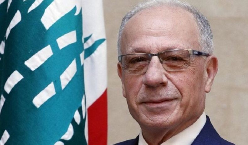 Mobil Dinaiki Menhan Lebanon Diberondong Peluru