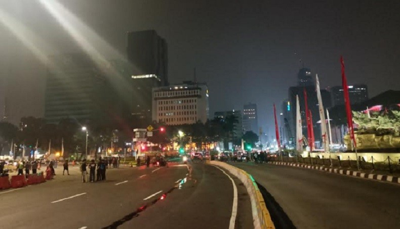 Blokade Jalan Medan Merdeka Barat Dibuka usai Demo Buruh Berakhir