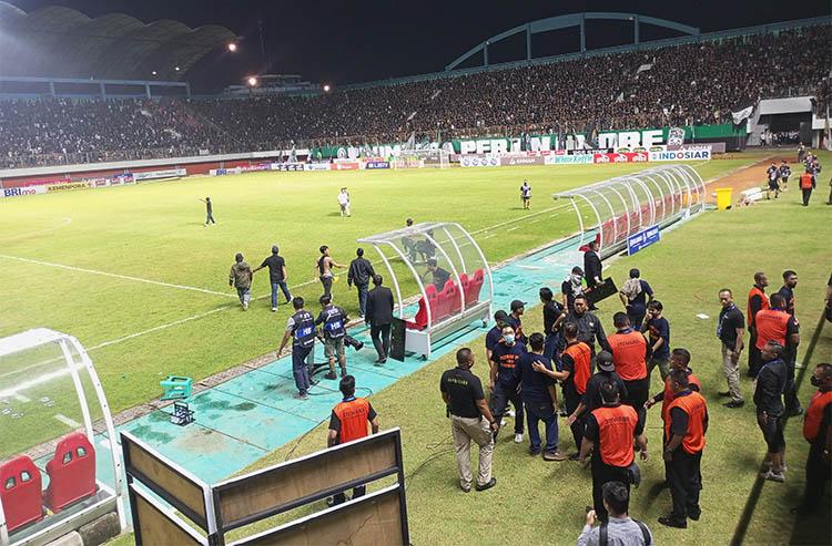 PSS Sleman Disanksi Komdis PSSI, Buntut Suporter Masuk Lapangan saat Menjamu Persija