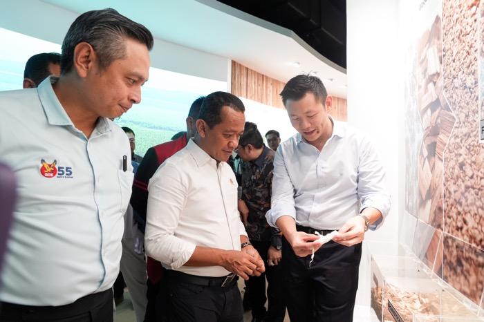 Bahlil Minta Pengusaha Kertas Bantu Dorong Ekonomi RI, Bagaimana Caranya?