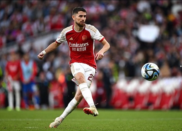 Jorginho Tak Tergoda Uang Melimpah dari Klub Arab Saudi, Pilih Bertahan di Arsenal