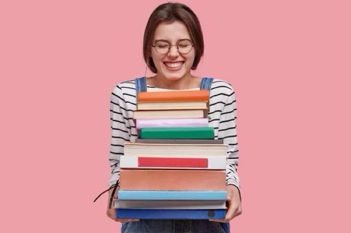 Pengertian Teks Tanggapan Kritis, Ciri, Struktur, Tujuan dan Contohnya