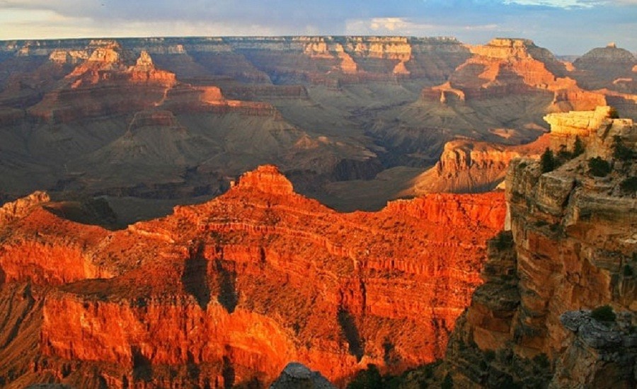 Bocah 13 Tahun Jatuh dari Tebing 30 Meter di Grand Canyon, Alami Patah Tulang hingga Limpa Pecah