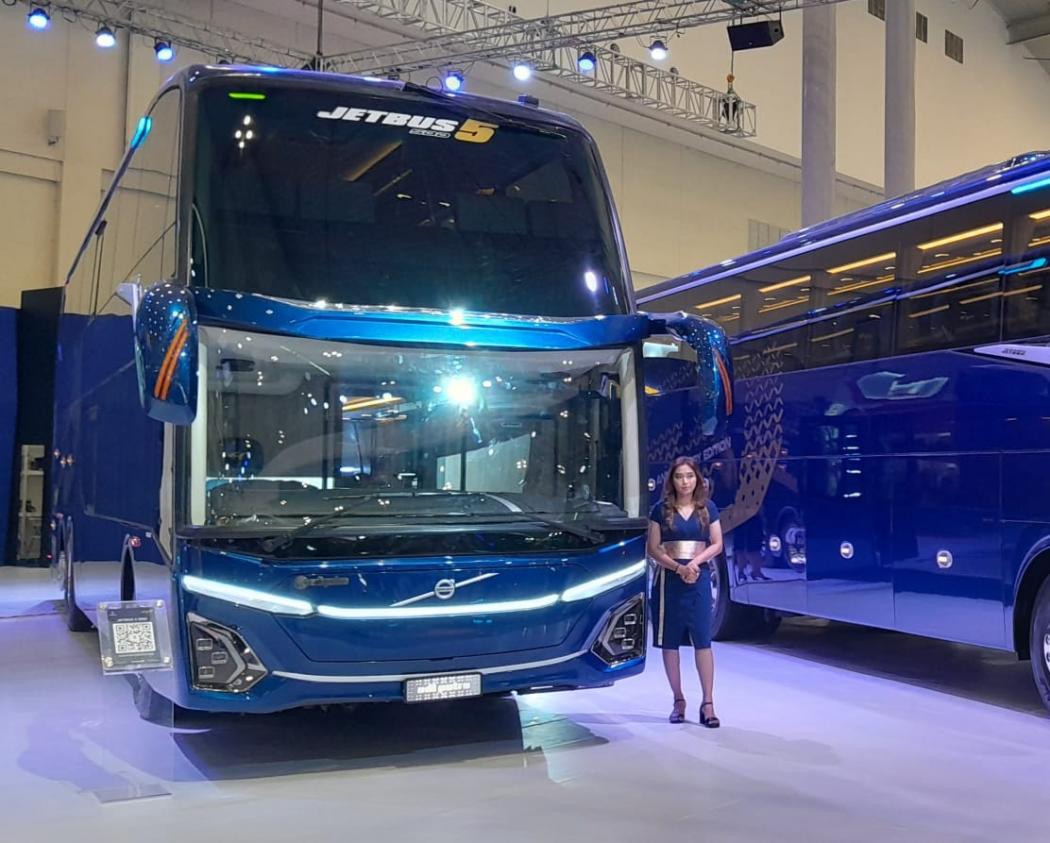 Bus Volvo Bikin Gempar GIIAS 2023, Jadi Model Bodi Terbaru 3 Karoseri Top