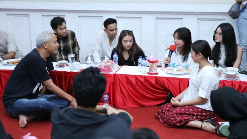  Ngobrol Gayeng, Influencer Sebut Ganjar Pranowo Sosok yang Hangat, Tenang dan Solutif 