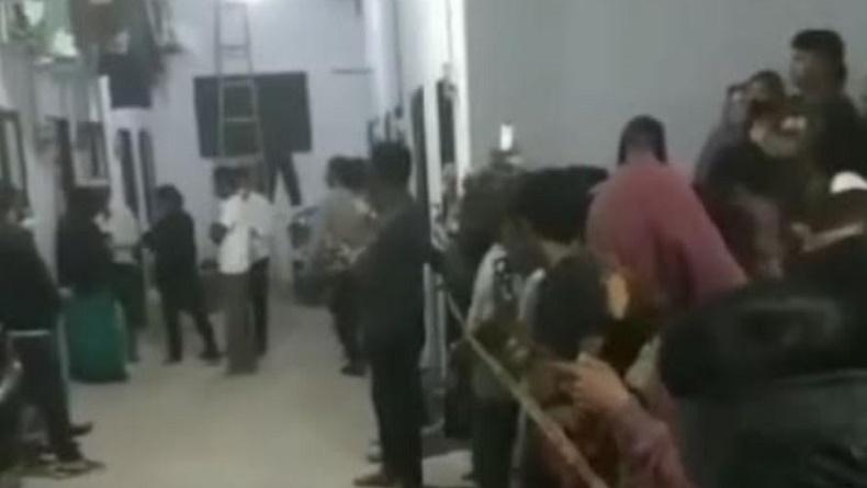 Makassar Geger, Mayat Perempuan Warga Maros Ditemukan Membusuk dalam Kamar Kos