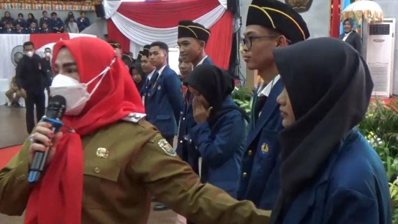 Viral Maba Unila Dapat Hadiah Umrah saat Ospek, Ada yang Terima Beasiswa hingga Sepeda