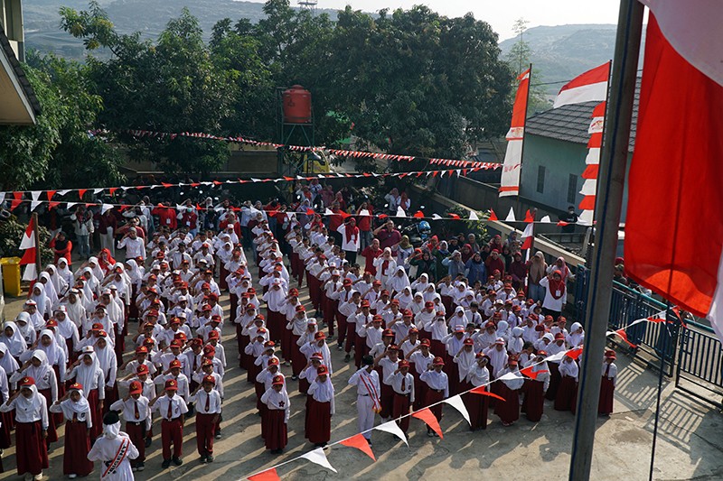 5 Contoh Ikrar Halal Bihalal di Sekolah, Penuh Haru dan Khidmat