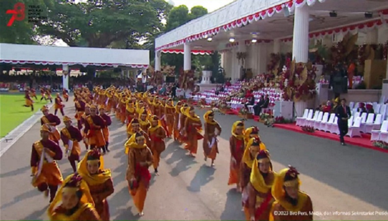Kejutan! Ada Salma Idol dan Kahitna di Upacara Penurunan Bendera