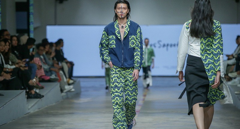 Peduli Lingkungan, Tities Sapoetra Kenalkan 40 Koleksi Fashion Berbahan Organik