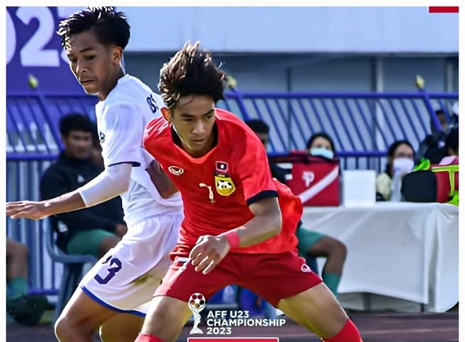 Filipina Cetak Gol Lewat Lemparan Jauh Mirip Pratama Arhan di Piala AFF U-23, Kiper Laos hanya Melongo