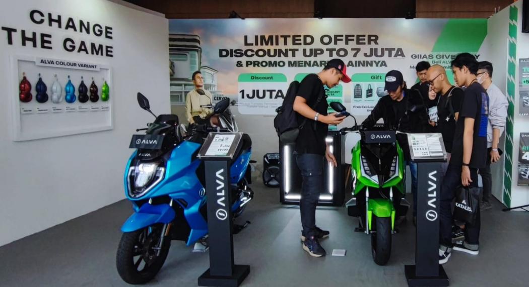 Tampang Menggoda, Motor Listrik Alva Cervo Rebut Most Driven di GIIAS 2023