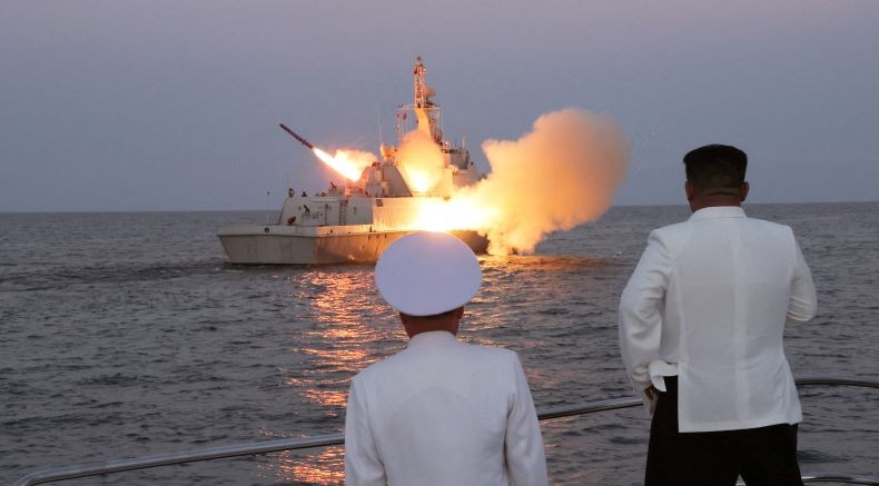 Ngeri! Kapal-Kapal Perang Korut Akan Dilengkapi Rudal Nuklir