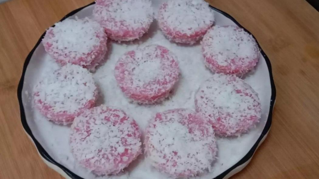 Resep Kue Lumpang Khas Palembang, Gurih Manis dari Kelapa