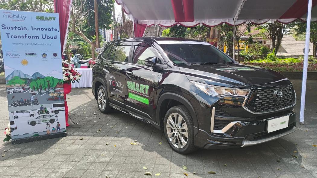 Kucurkan Dana Rp26 Miliar, Toyota Bangun Ekosistem Mobilitas Ramah Lingkungan di Bali 