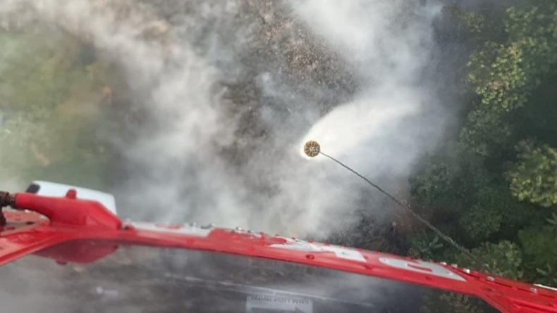 Helikopter Water Bombing Dihentikan, Pemadaman Kebakaran TPA Sarimukti Fokus di Darat