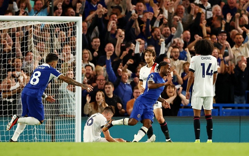 Hasil Liga Inggris 2023/2024: Raheem Sterling Gacor, Chelsea Gilas Luton Town