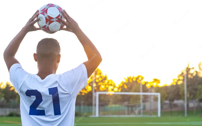 Mengejutkan! Pelatih Klub Liga Thailand Curhat Gajinya Belum Dibayar