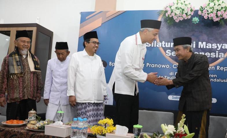 Ulama Banyumas Raya ke Ganjar: Kalau Jadi Presiden, Tolong Insentif Guru Agama Dilanjutkan!
