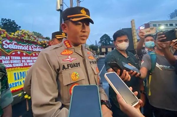 Viral Kapolres Depok Lantunkan Shalawat Tarhim, Ini Profil Kombes Ahmad Fuady