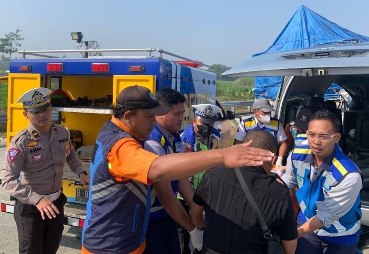 Kronologi Kecelakaan di Tol Pandaan-Malang, Sopir Hiace Ngantuk hingga Tabrak Truk