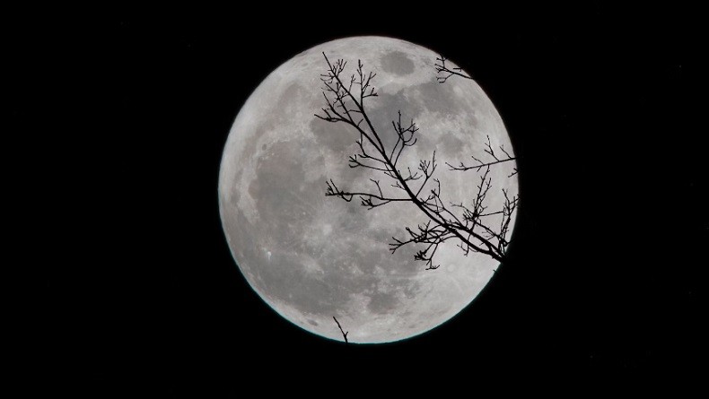 Super Blue Moon Berlangsung Malam Ini, Catat Waktu Puncaknya di Indonesia 