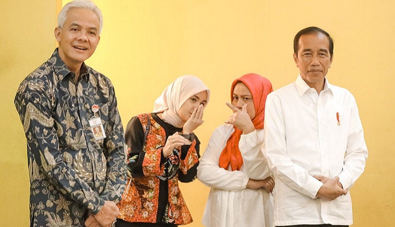 Ibu Iriana Bersama Atikoh Bisik-Bisik di Belakang Jokowi dan Ganjar, Ngobrolin Apa?