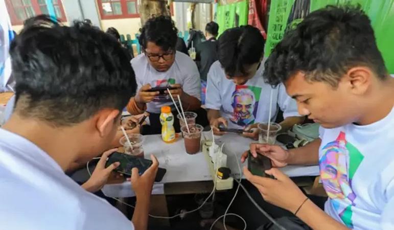  Ratusan Milenial Ramaikan Turnamen Mobile Legends yang Digelar Partai Perindo Purbalingga