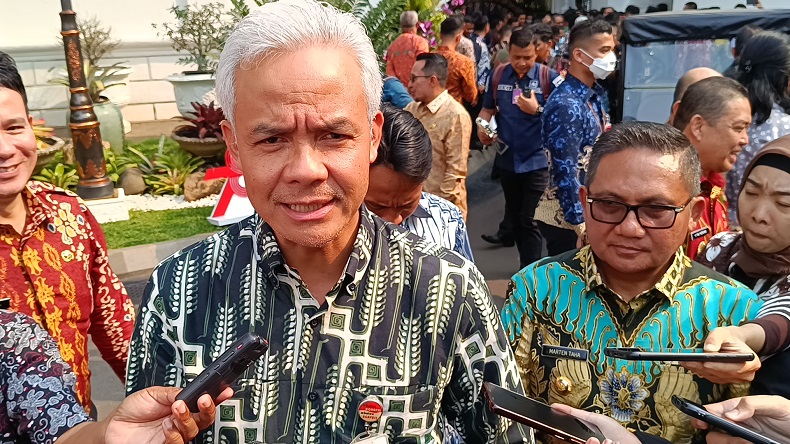 Cerita Ganjar saat Makan Siang dan Blusukan Bareng Jokowi di Pasar Pekalongan