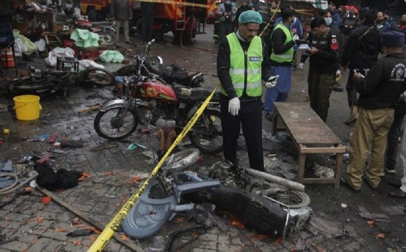 KKB Lakukan Aksi Bom Bunuh Diri di Konvoi Militer, 9 Tentara Tewas