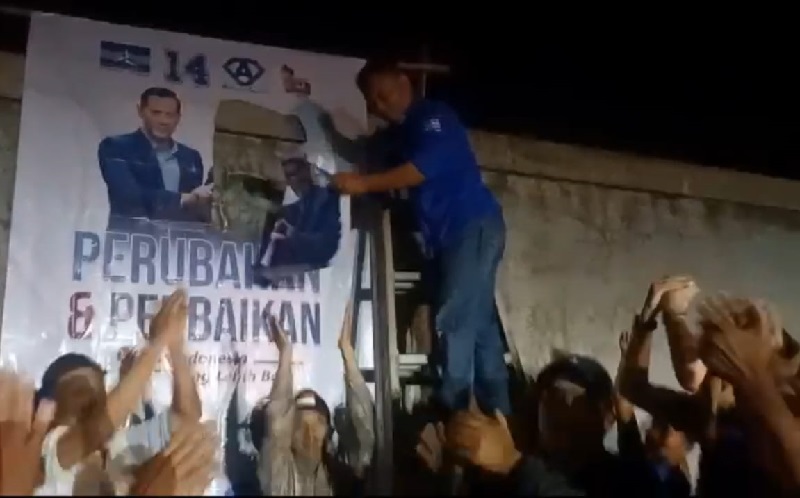 Kecewa, Demokrat Kabupaten Bogor Copot Seluruh Foto Anies Baswedan