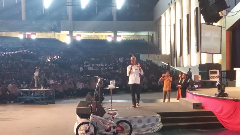 Cerita Ganjar Pranowo Yakinkan Jokowi SMKN Jateng Bisa Tekan Angka Kemiskinan