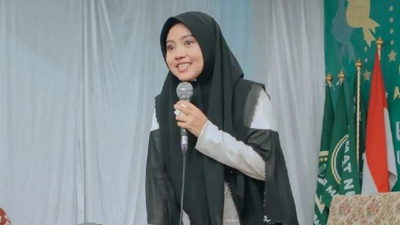 Profil dan Biodata Ustadzah Mumpuni Handayani, Pendakwah yang Dijodohkan dengan Gus Ulin Nuha